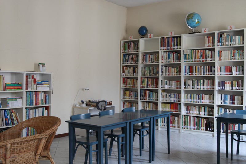 4-biblioteca-locale-studio